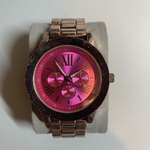 Accutime Analog Women's Watch Pink Dial Gold Band Chronograph